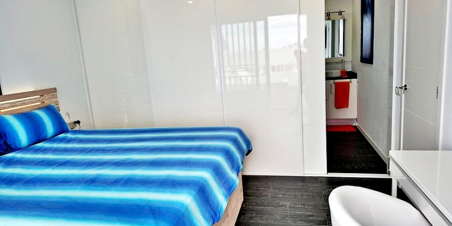 bedroom6