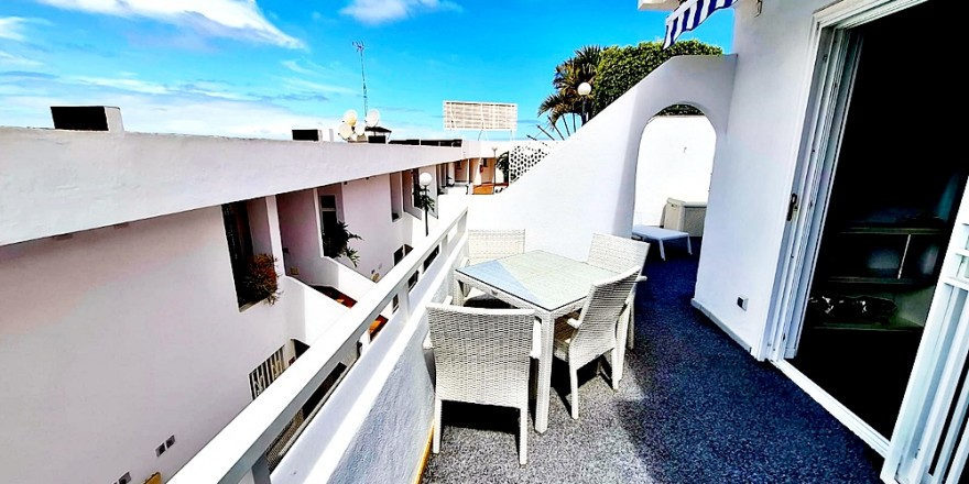 sunny terrace3
